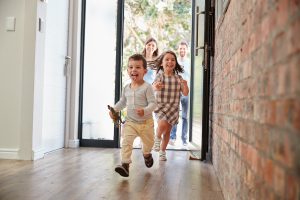 kids running into house